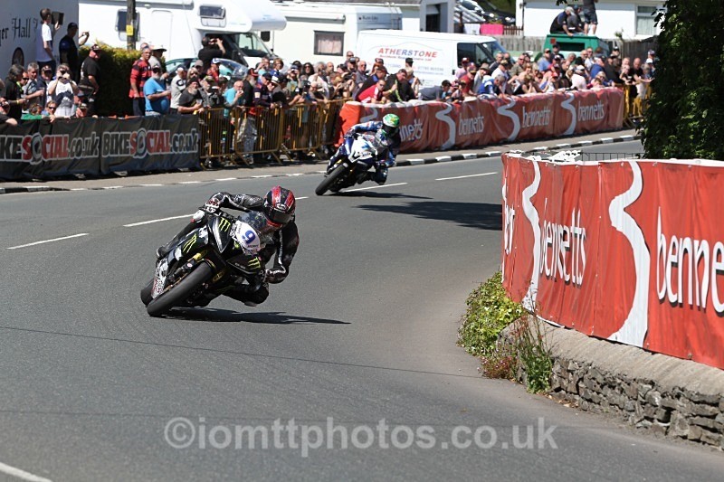 Ian Hutchinson - Monster Energy Supersport Race 2