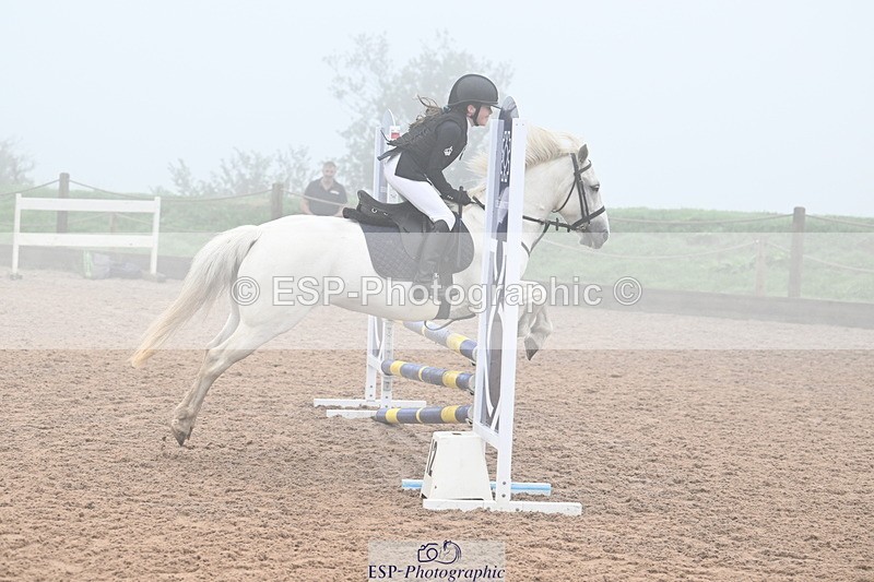 240907A-092814-00120 - Cls 1 Pony Intro 70cm