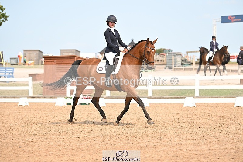 250816-150945-06106 - 128-Eleanor.RobinsonSky.Point