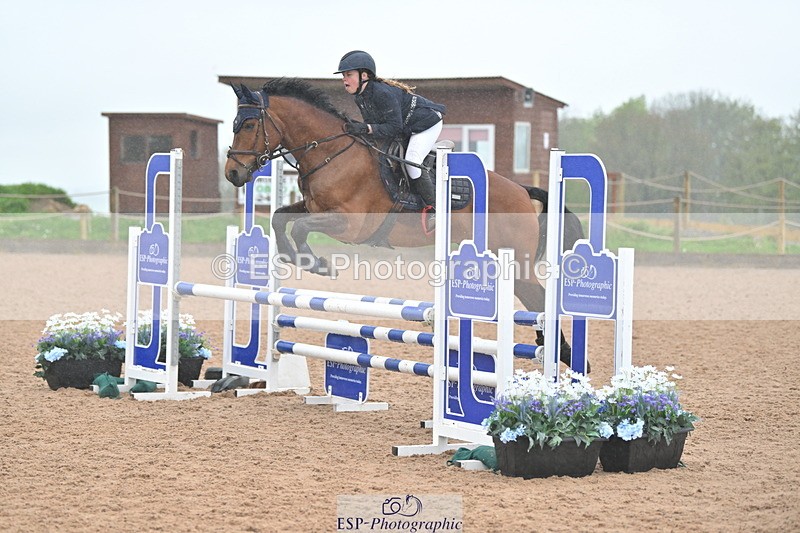 240505A-111227-04780 - Cls 3  Pony Discovery & 90cm Open