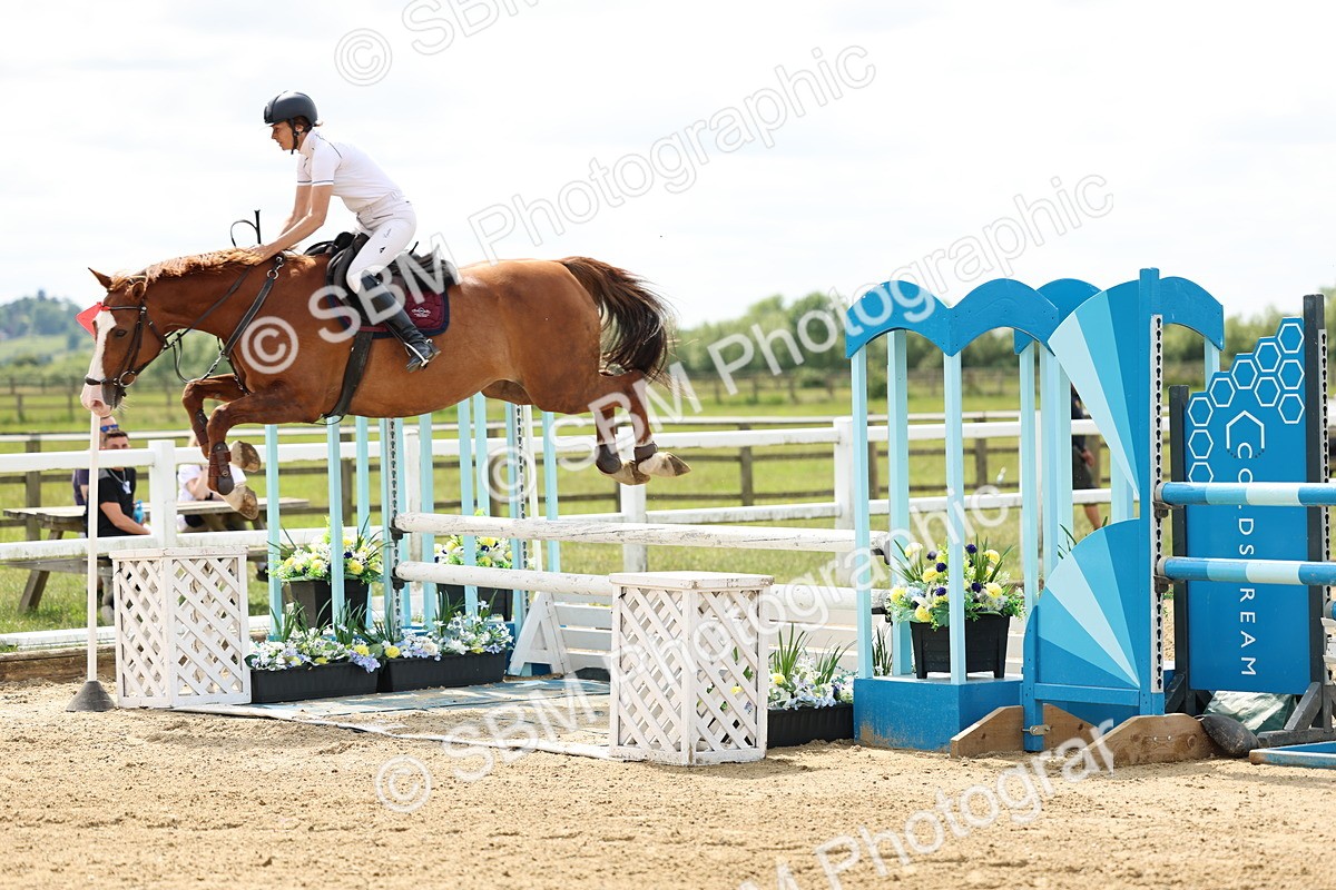 SBM_005927 - Class 19 - Senior Newcomers - 1.10m