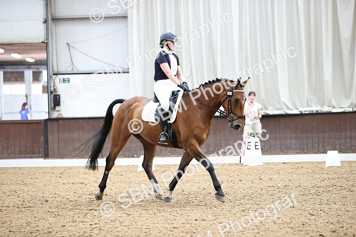 SBM_001870 - Novice 4 - 11.15-13.22
