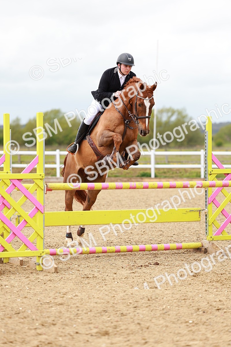 SBM_002473 - Class 10 - Senior Newcomers - 1.10m