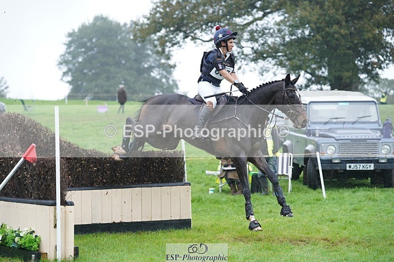 231021-101638-13734 - 687-VLOVE.D.OR.LY-Hani.Milstein-SC+XC