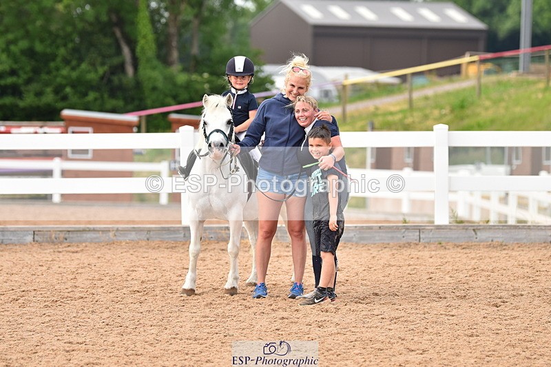 230609A-182303-01934 - Jolly Jumps Ride and Run