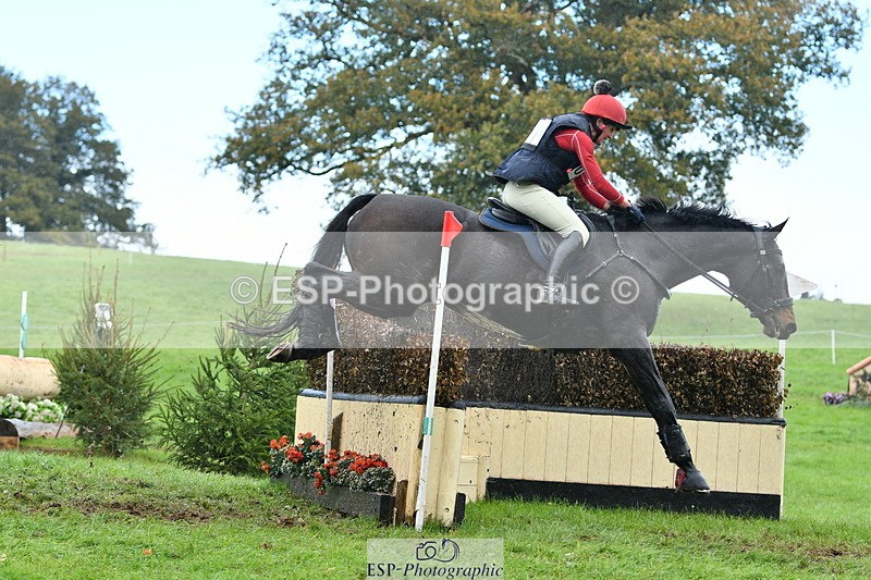 251025A-133726-20061 - F-474-Sarah.Orme