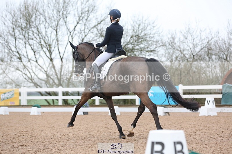 240217A-113853-01833 - 275-Lucy.Pye-La.Vida.loca