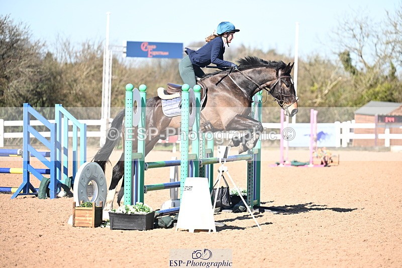 260318B-104525-00167 - Clear Round & Brit Nov 90cm