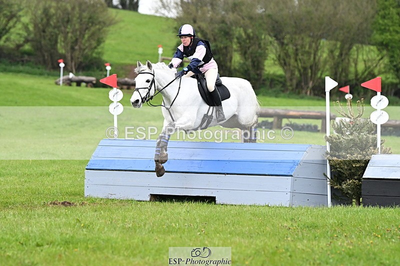 250419-124153-10426 - 419-Susanna.Morris-BREEOGUE.BREEZE