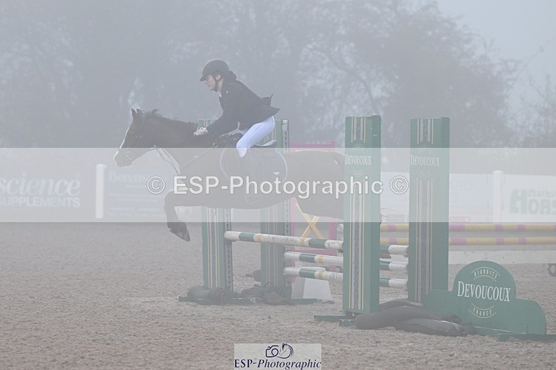 251115-094658-00041 - Cls 3 Pony Intro 70cm