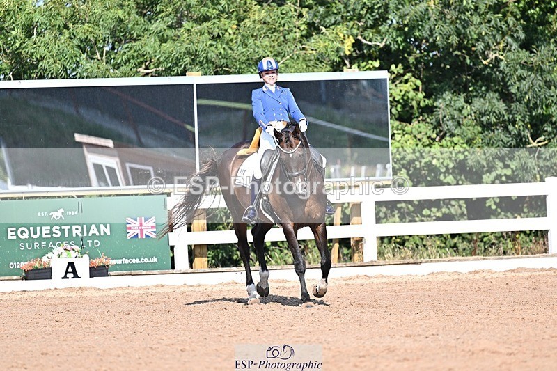 250816-094921-02359 - 012-Natasha.Collings-CostelloDovevale.Tender.Dove