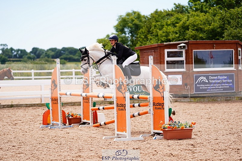 240629A-130356-05548 - Cls 18 Newcomers and 1m Open