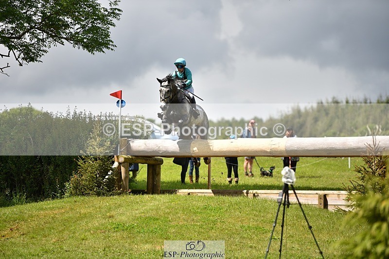 240526-121936-21593 - 529-SBH_BIG_WALL-Izzy_Taylor