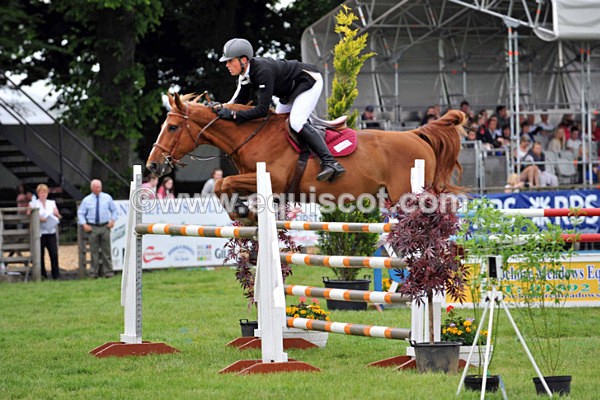 EQUISCOT 9291 - A WEE PEEK AT RHS 2013