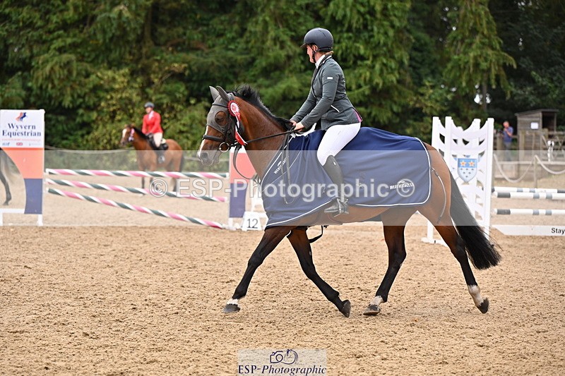 250817A-111202-04045 - Cls 16 Snr British Novice