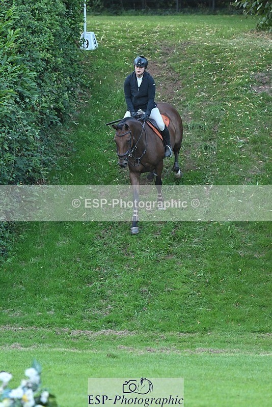 230909-182230-08072 - Cls 14 Snr 1m Derby