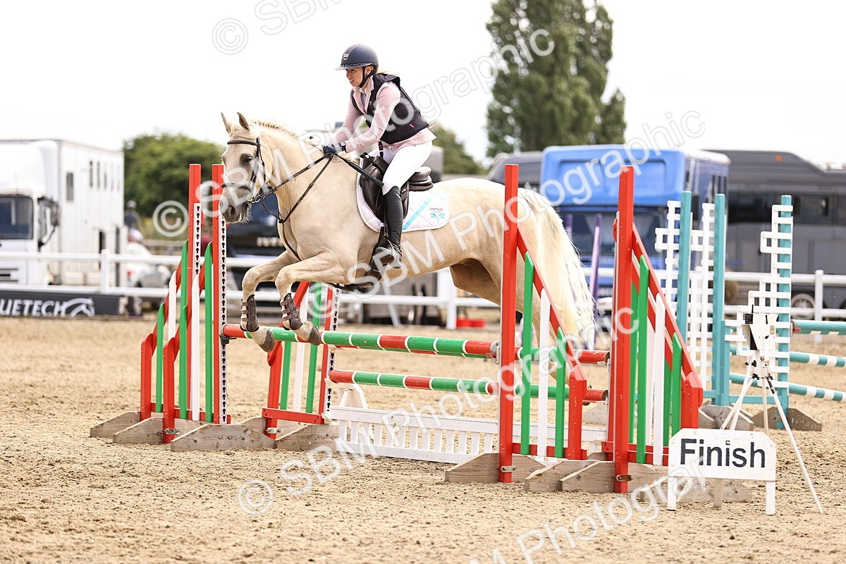 SBM_000397 - Class 3 - Senior British Novice - 90cm