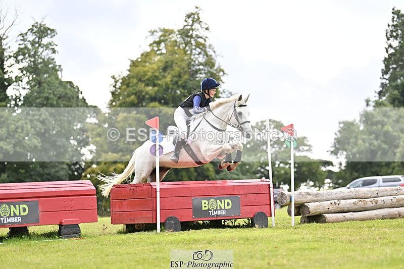 240825X-160354-36168 - 80cm XC 15.30 to 16.30