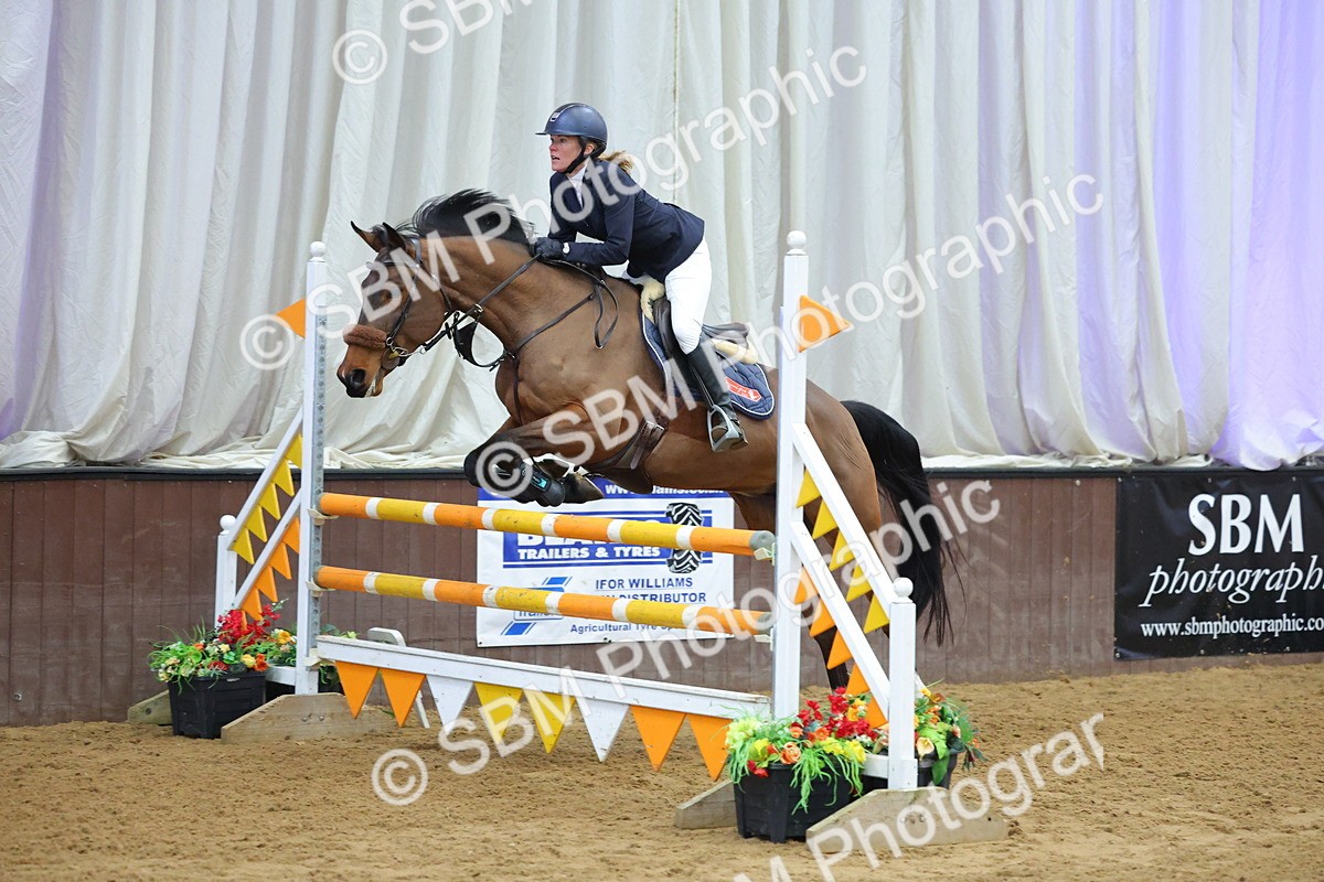 SBM_009965 - Class 21 - Nupafeed Supplements Senior Discovery/ 1m Open - First Round (1.00m)