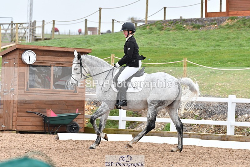 240121A-112955-00567 - Cls 5 Novice 37A