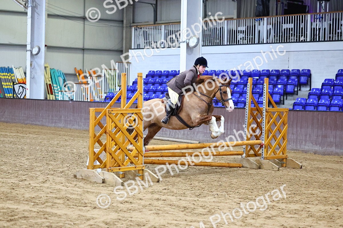 SBM_003161 - Class 35 - 60cm Training Stakes