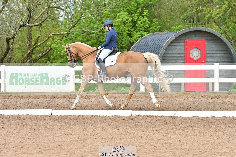 230511A-144351-00988 - BD Cls 14 Adv Medium 98