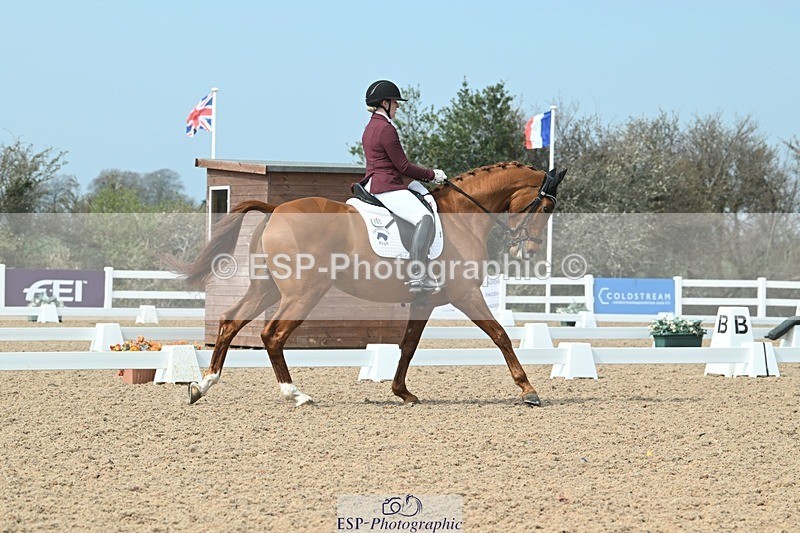 250403-120436-02216 - 065-Charlotte.Dicker-Catherston.Zahara