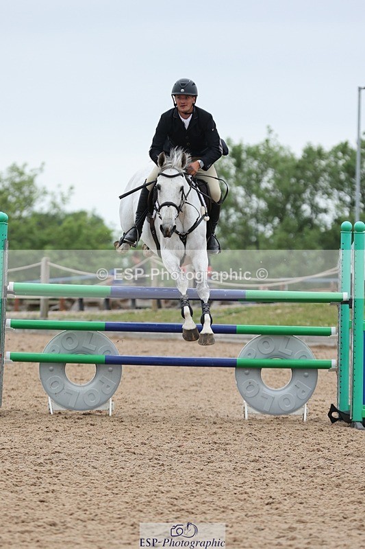 250524-130855-04927 - Cls 15 Snr Fox 1st Rnd