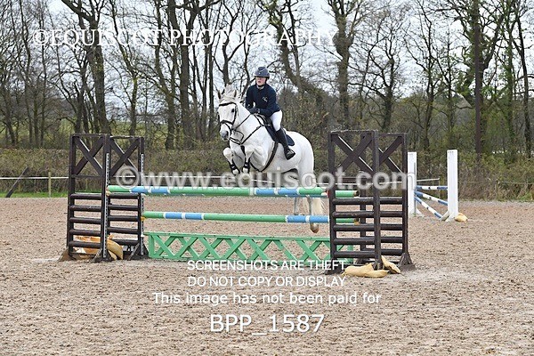 BPP_1587 - CLASS 8 Senior Newcomers/ 1.10m Open