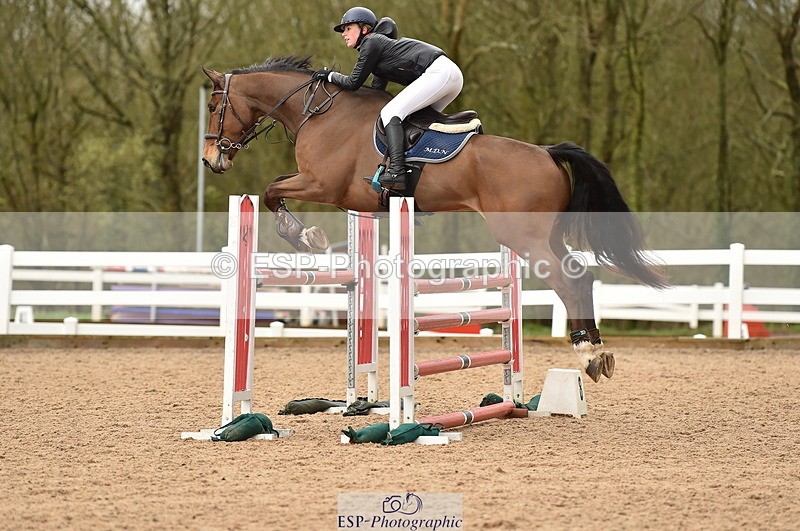 240327A-132622-00556 - Cls 4 Newcomers and 1.10m Open