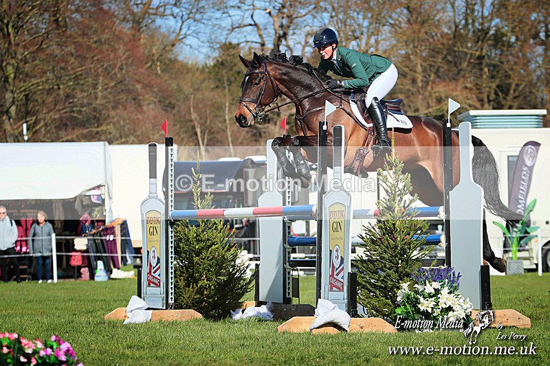 LPMO1173a - Equestrian