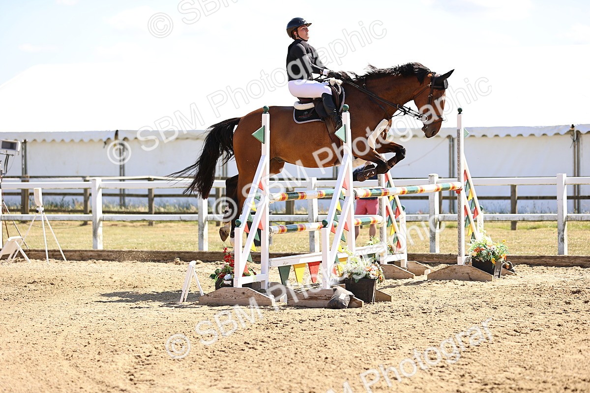 SBM_015141 - Class 16 - Senior foxhunter - 1.20m Open