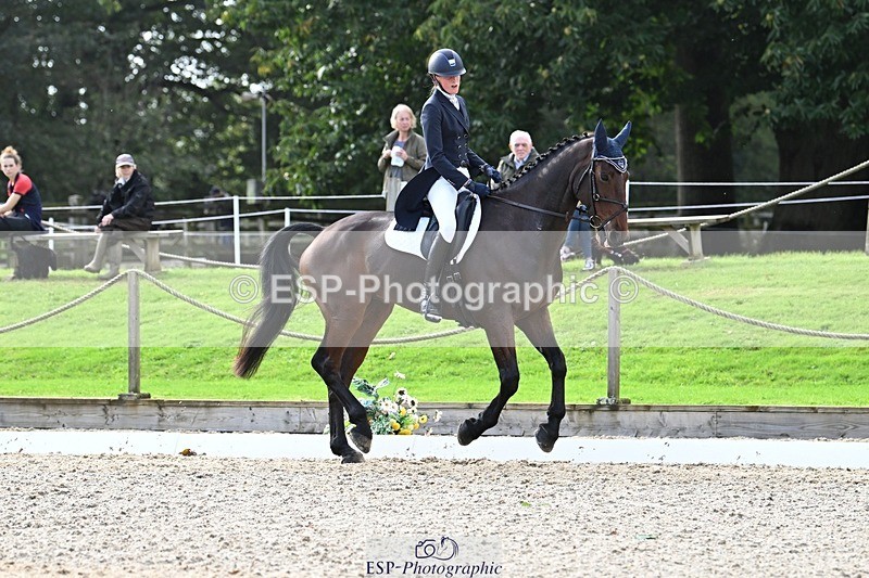 231019-142623-04178 - 052-SHANNONDALE.COURAGE-Georgina.Beeby.Wynn-DR