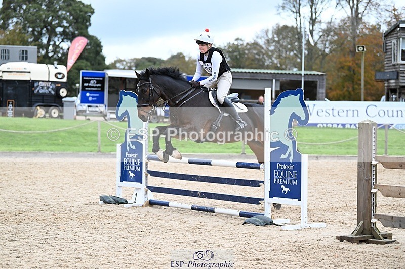 241117-143515-04642 - Cls 3 90-95cm 14.00 to 15.00