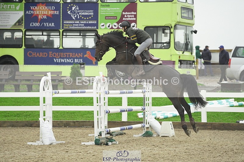 230722A-142730-09696 - Cls 23, 1 Star Gold 1.30m