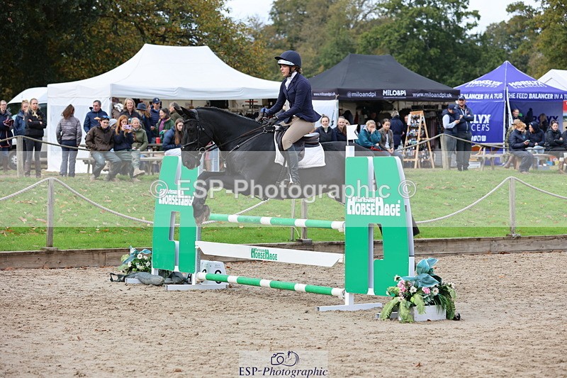 251026A-123142-24713 - F-470-Hannah.Cliffe