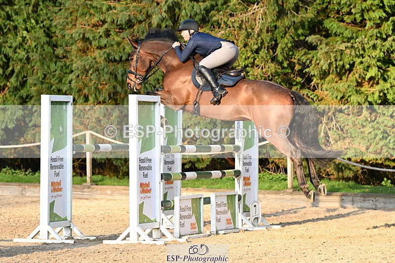 250322A-171700-03734 - Cls 14 Snr Fox & 1.20m Open