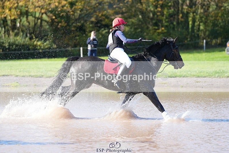 251024A-124114-10750 - B-136-Sophie.Jackson