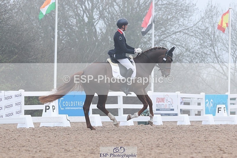 250404-091114-04404 - 076+074-Angus.Corrie-Deane+Amelia.Struel