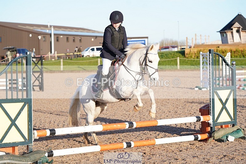 250125-101414-00915 - Clear Round 40cm and 50cm