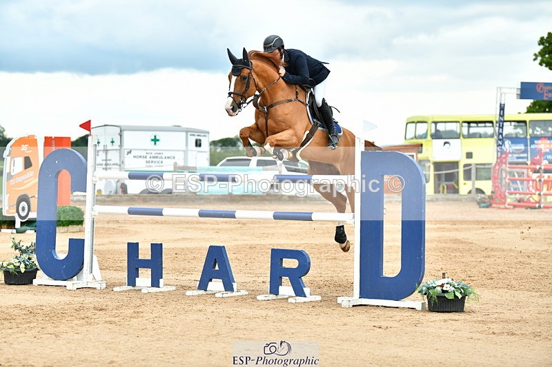 230720A-152348-03845 - Cls 9, 2 Star Big 1.40m Start to break