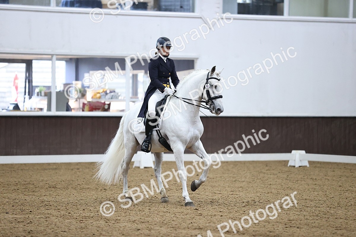 SBM_001387 - Class 21 -23 - FEI INT1-GP-Junior-Junior fsm