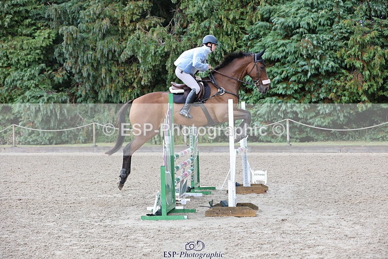 250831A-132017-10296 - Cls 42 Snr 1m Grand Prix