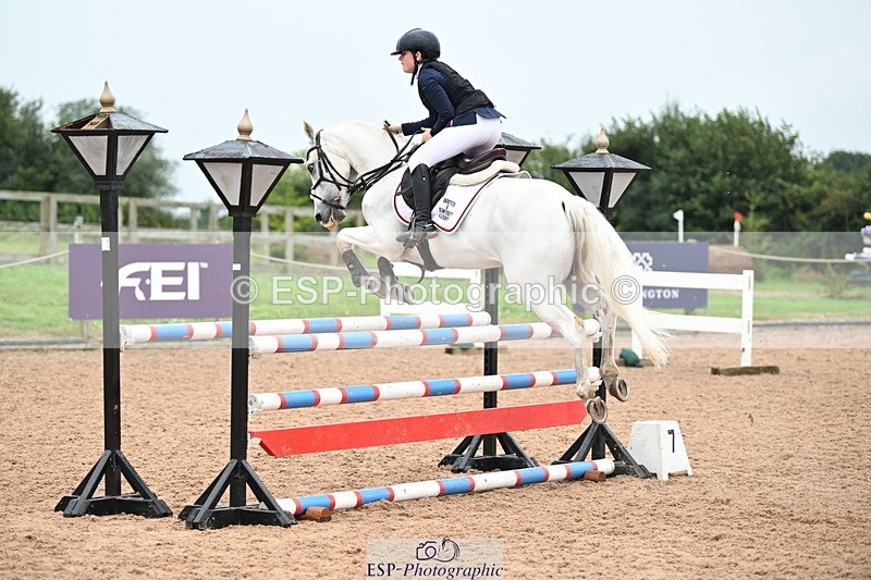 240907A-143550-02392 - Cls 4 Pony Big Team 95cm & 1.05m