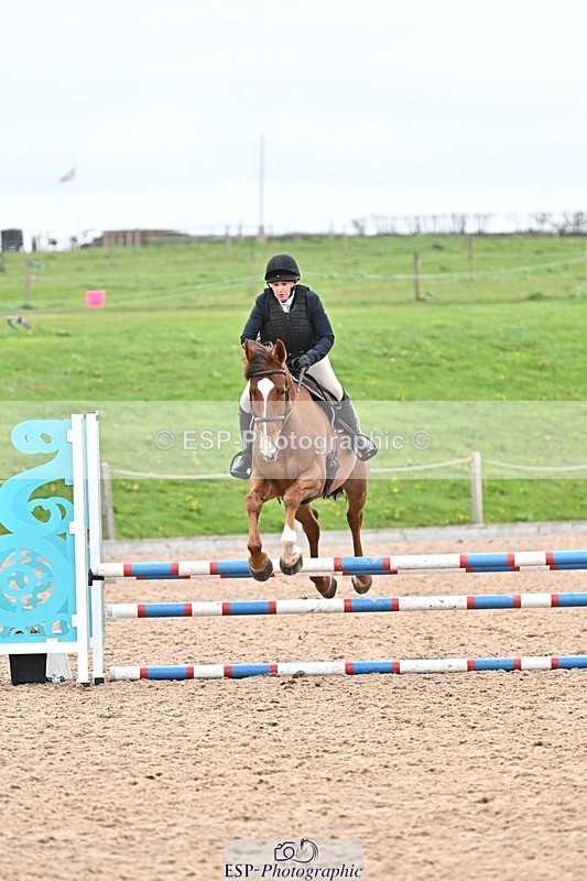 250414-111303-00388 - 90cm Round 1