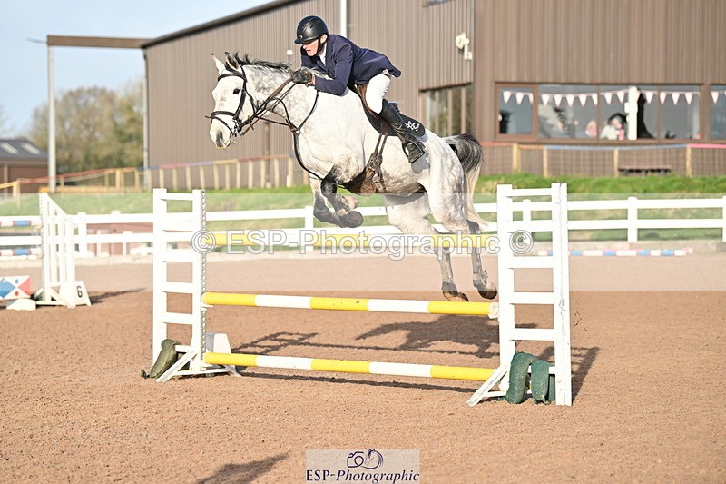 231209A-135104-01955 - Cls 15 National 1.30m & 1.40m