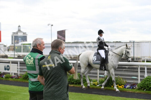 yr22052022r8e-42 - ROR - Parade Ring York