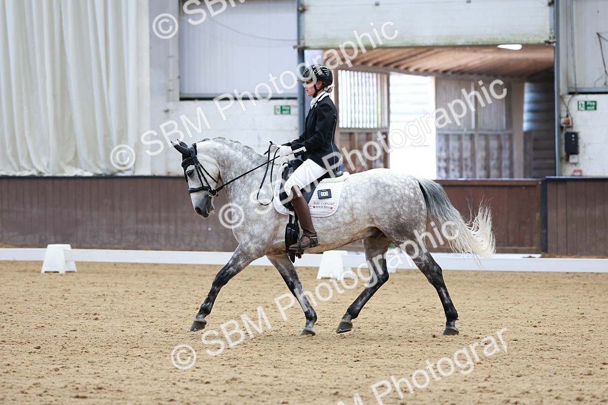 SBM_007142 - Class 6b - Novice 6 - 8.56-9.24