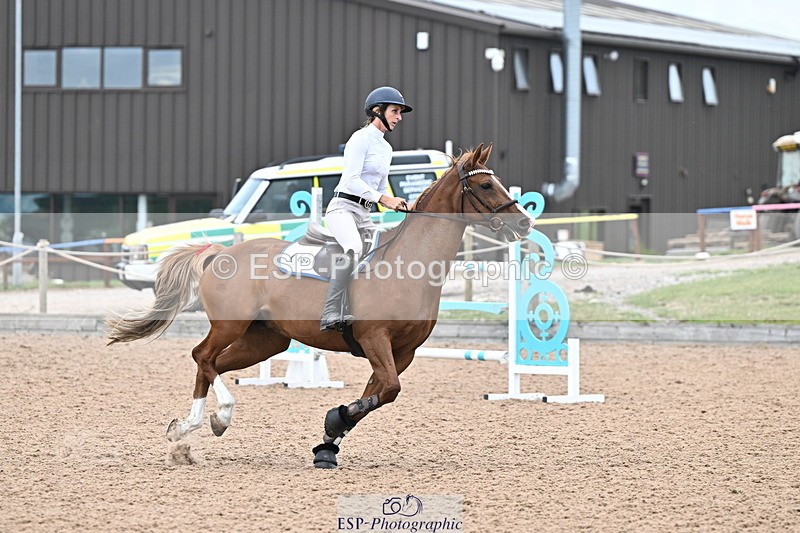 240828A-164437-01419 - Cls 5 Snr Foxhunter and 1.20m Open