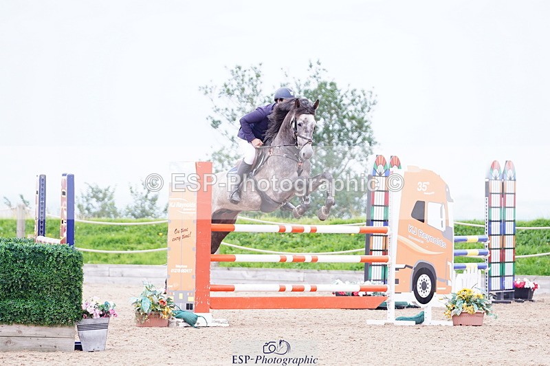 240803A-111608-07391 - Cls 29 Snr Foxhunter